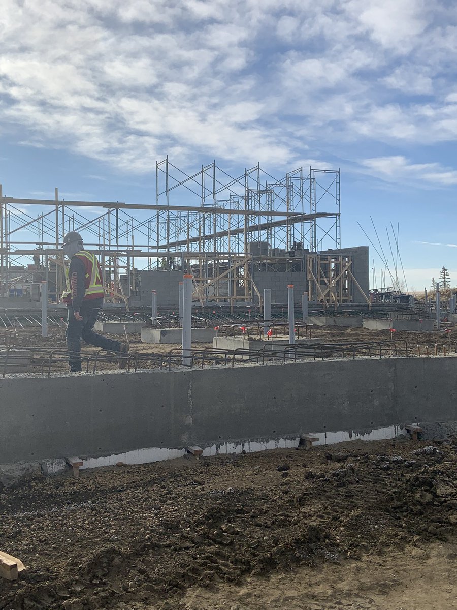 MorSchool tweet media