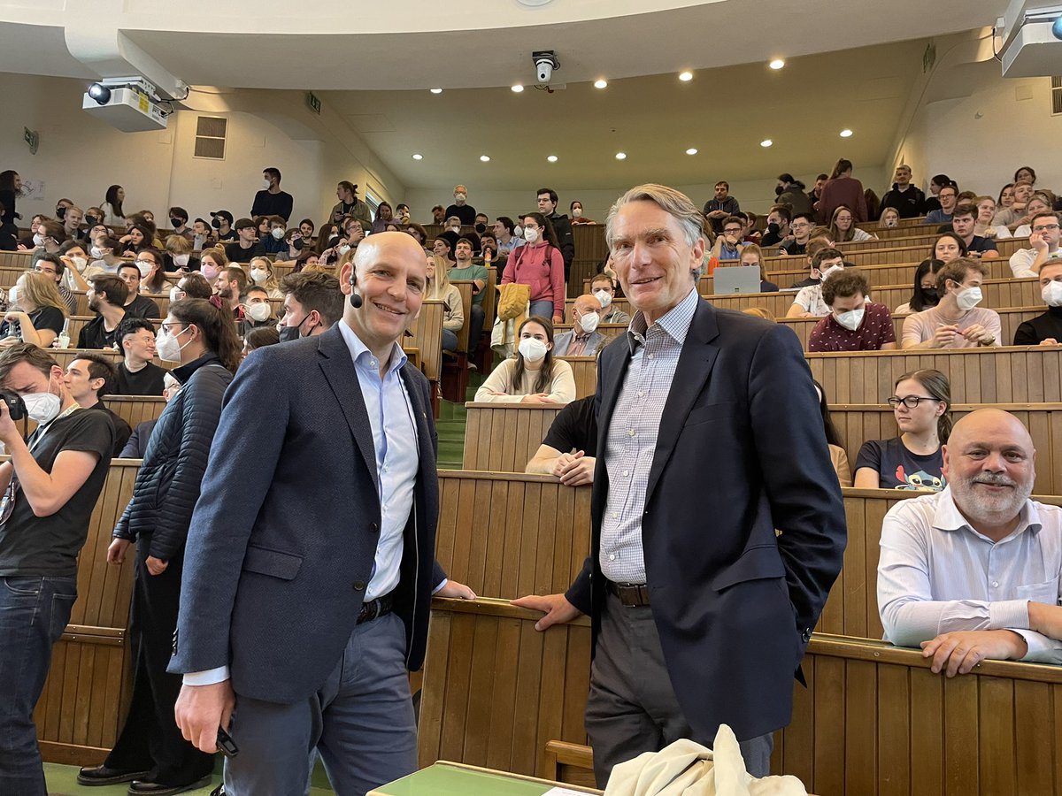MaulideLab's tweet photo. @NobelPrize Ben List @ListLaboratory @ben_list and Rector Schütze before this evening’s event! @univienna #goech https://t.co/u5jLKFs1jb