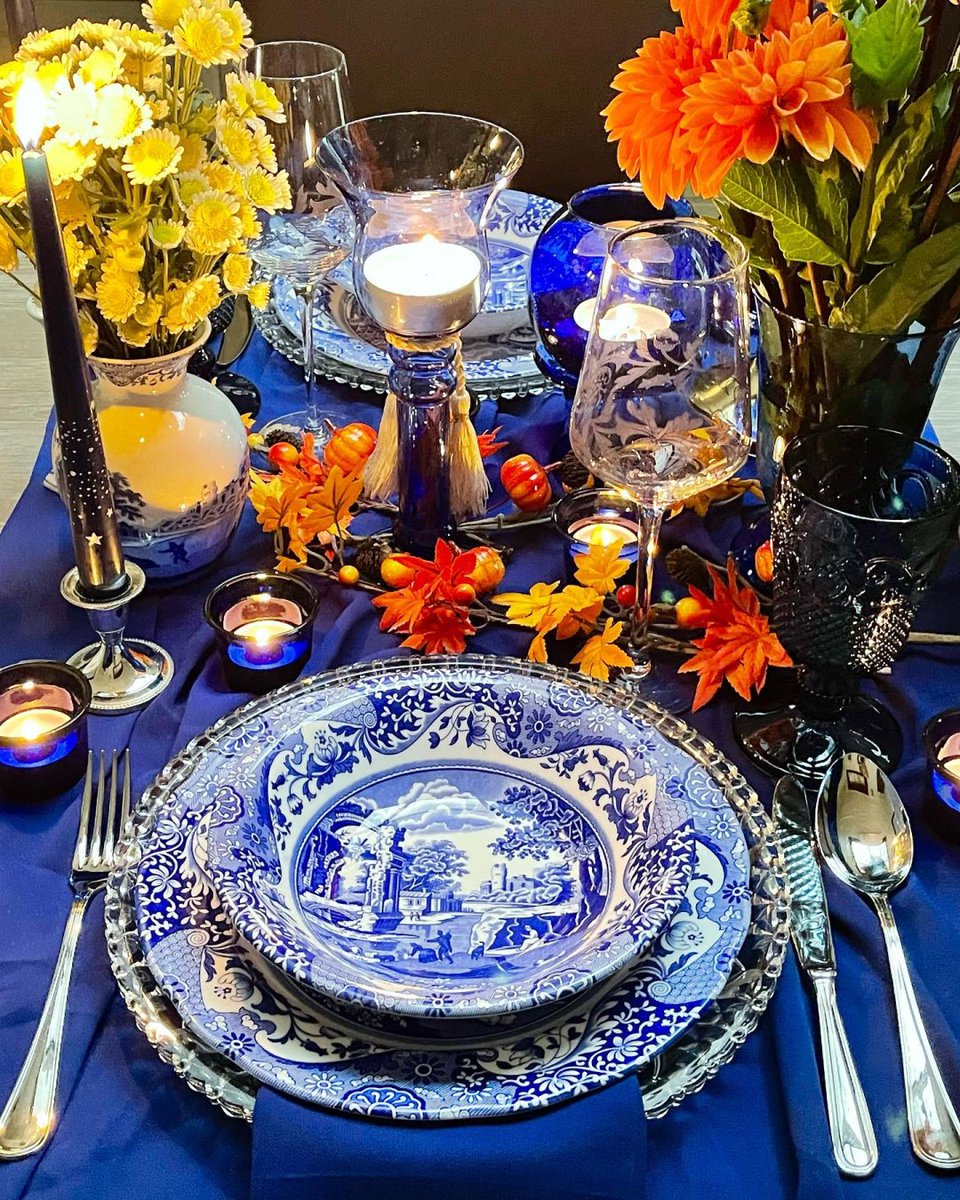 PortmeirionGrp's tweet photo. Hello, #autumn blues. Make your #falltablescapes bolder with #SpodeBlueItalian.
📷: @sweetpinkyrose on IG https://t.co/VKwtyGtTkl
