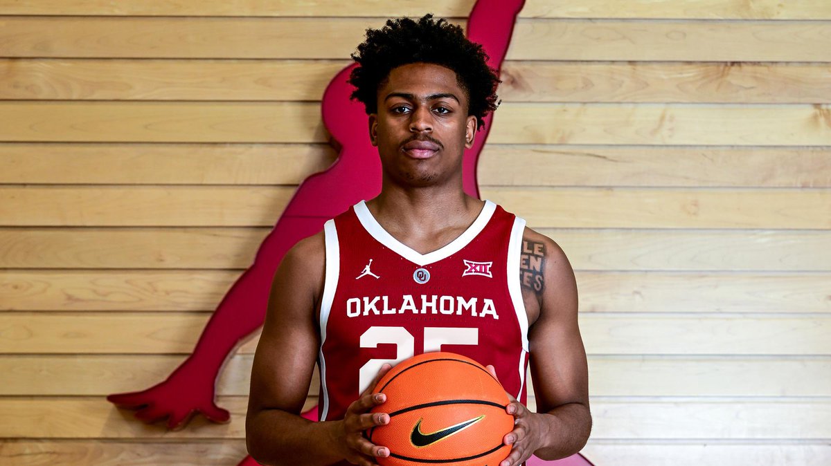 MokanBasketball's tweet photo. ✅ Big 12 Newcomer of the Year
✅ Bob Cousy Award Watch List

Preseason recognition continues to roll in for alum Grant Sherfield! #mokanFAM 

@gsherfield5 is a #pureSCORER who averaged 19 points, 6 assists and 4 rebounds per game the last 2 seasons at Nevada. #BoomerSooner https://t.co/XVjdvW3CHv