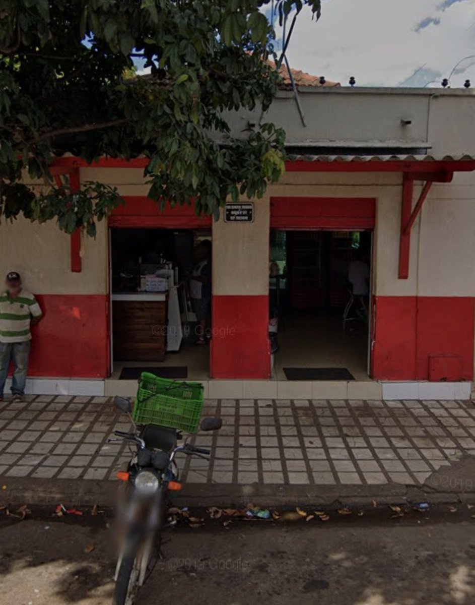 🚨AGORA: Kanye West é oficialmente banido do Come em Pé, situado em Anápolis-GO