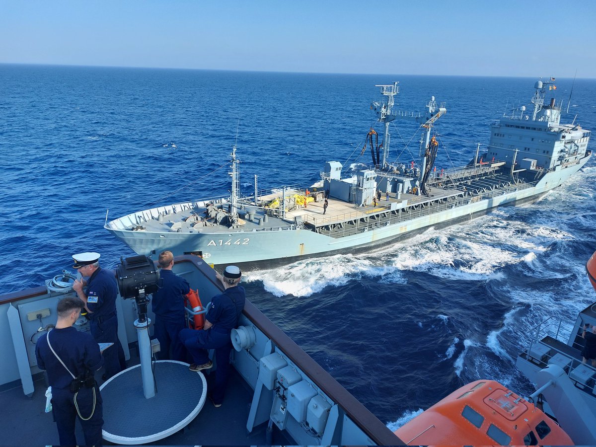 RFAArgus's tweet photo. Replenishment at sea with #FGSSPESSART #OPACHILLIAN Multi tasking the RFA way. https://t.co/LYCSBsd2BU