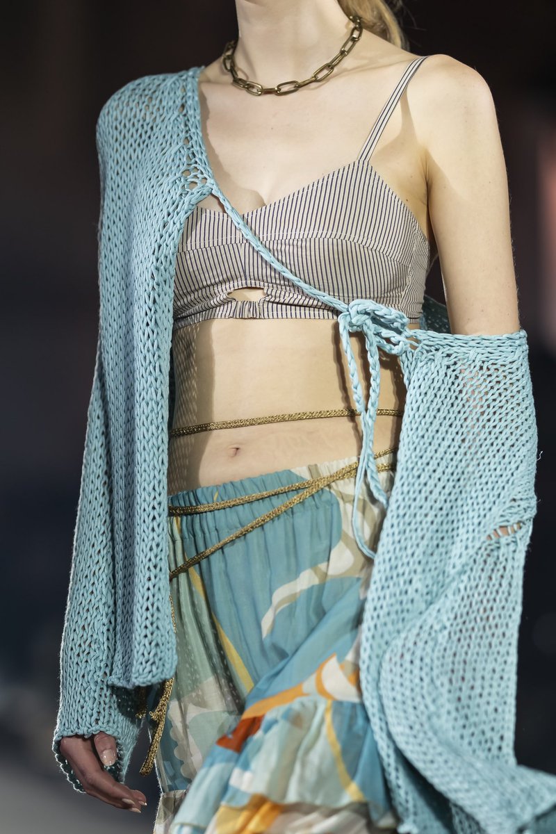 080_bcn_fashion's tweet photo. Descubre ‘Indies’, la colección de @LeborGabala con la que viajar al siglo XVI.
#LeborGabala #080BcnFashion #30Edition #Undressyourmind #NewEdition #StayInspired #Barcelona #FashionWeek #Fashion #Moda #FashionShows #Runway https://t.co/6nPqASicnT