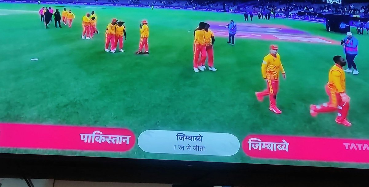 taniankit1's tweet photo. What an Epic Match Bro !
Zimbabwe Defeated Pakistan by 1 run 🔥🔥
#zimbabar #T20WC2022 
#ZimVsPak https://t.co/wUDjR3EqjS