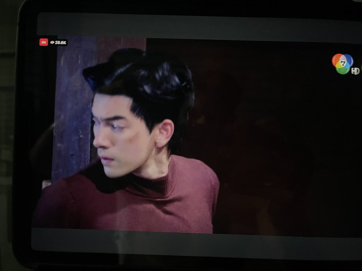 Hussaweee's tweet photo. หล่อเหมือนดาราเลยนะ 

#ชาติพยัคฆ์คมนักเลงEP3

CHAT PHAYAK https://t.co/3Geh3DACnb