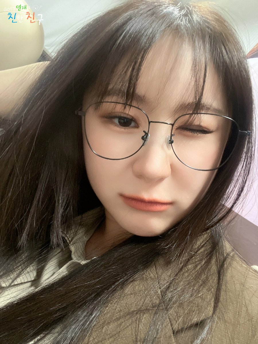 mbcbf_ever's tweet photo. 🦦친친 스테이지8🦦

친한친구에 진짜 찐친의 등장이라...😎
마포즈 비주얼도 실력또도동 매력 심해🌊❤

@KWONEUNBI 
@official_LCY 

#GOT7영재의친한친구 https://t.co/vIpAAPlbYi