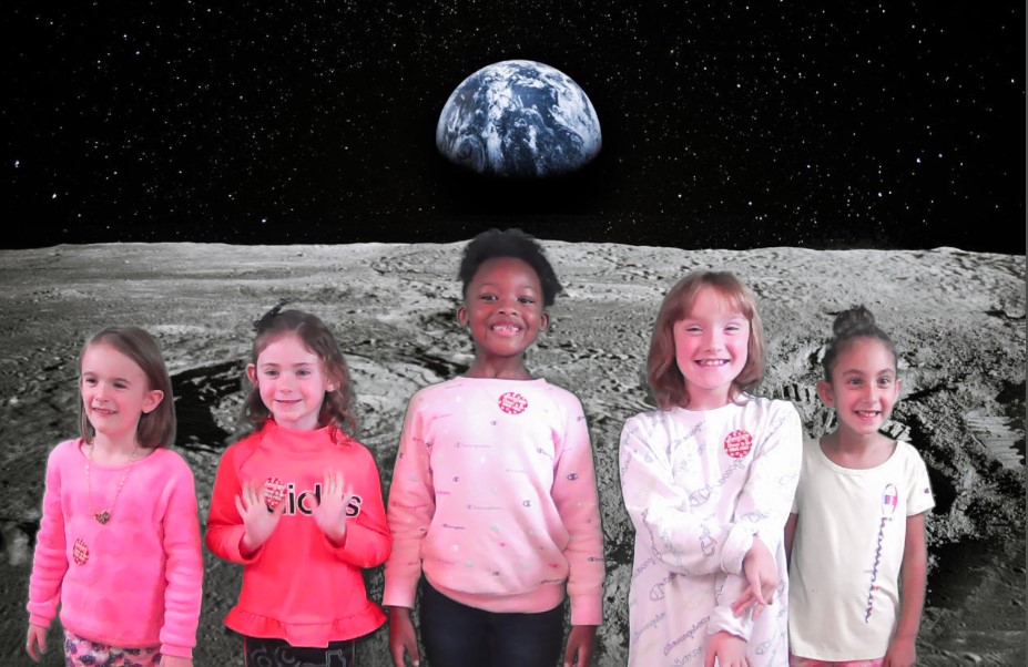 Continuing their space unit, first grade students got to "walk on the moon!"  We discussed how green screen technology works and the students shared what they think it would feel like to be on the moon!  #ScoutsTrailblazers #shsd161