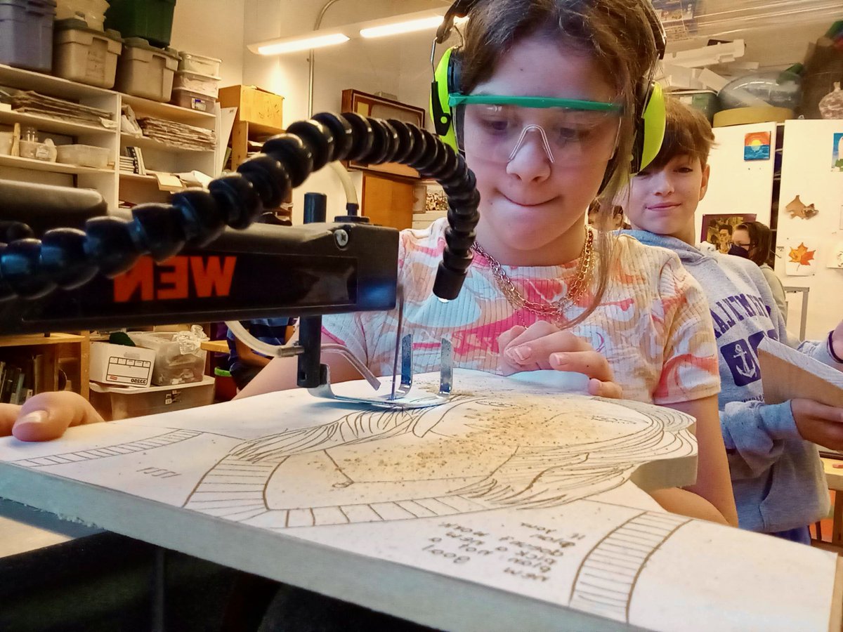 stevenscoop's tweet photo. Each year, Stevens students complete a self-portrait, often emulating an artistic movement they encountered in Art or Social Studies. This year, 7th graders are working in the style of Howard Finster, the 20th century outsider folk artist and preacher.

#stevenscooperativeschool https://t.co/AAGNzthZNe