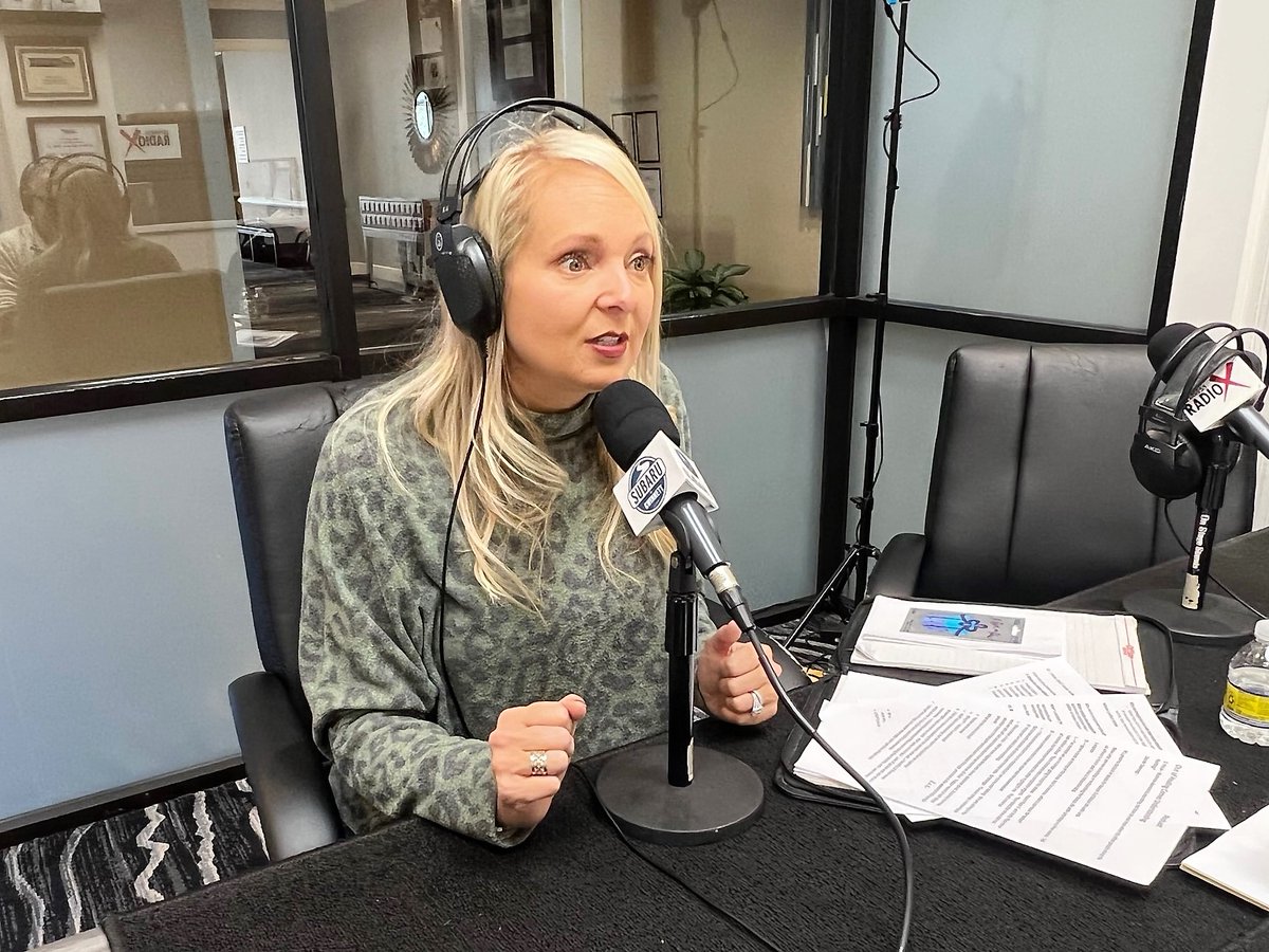 GwinnettRadioX's tweet photo. Tune in for a new episode of "Status Life with Leta." Join your hosts Leta Brooks and Derek Hays as they talk about going from healing to understanding.
Radio Link-->https://t.co/itIphAaw2p
@SonestaGwinnett @SubaruATL @DerekHaysLaw
#statuslife #gwinnettradio #healing https://t.co/JchGxuwuZd