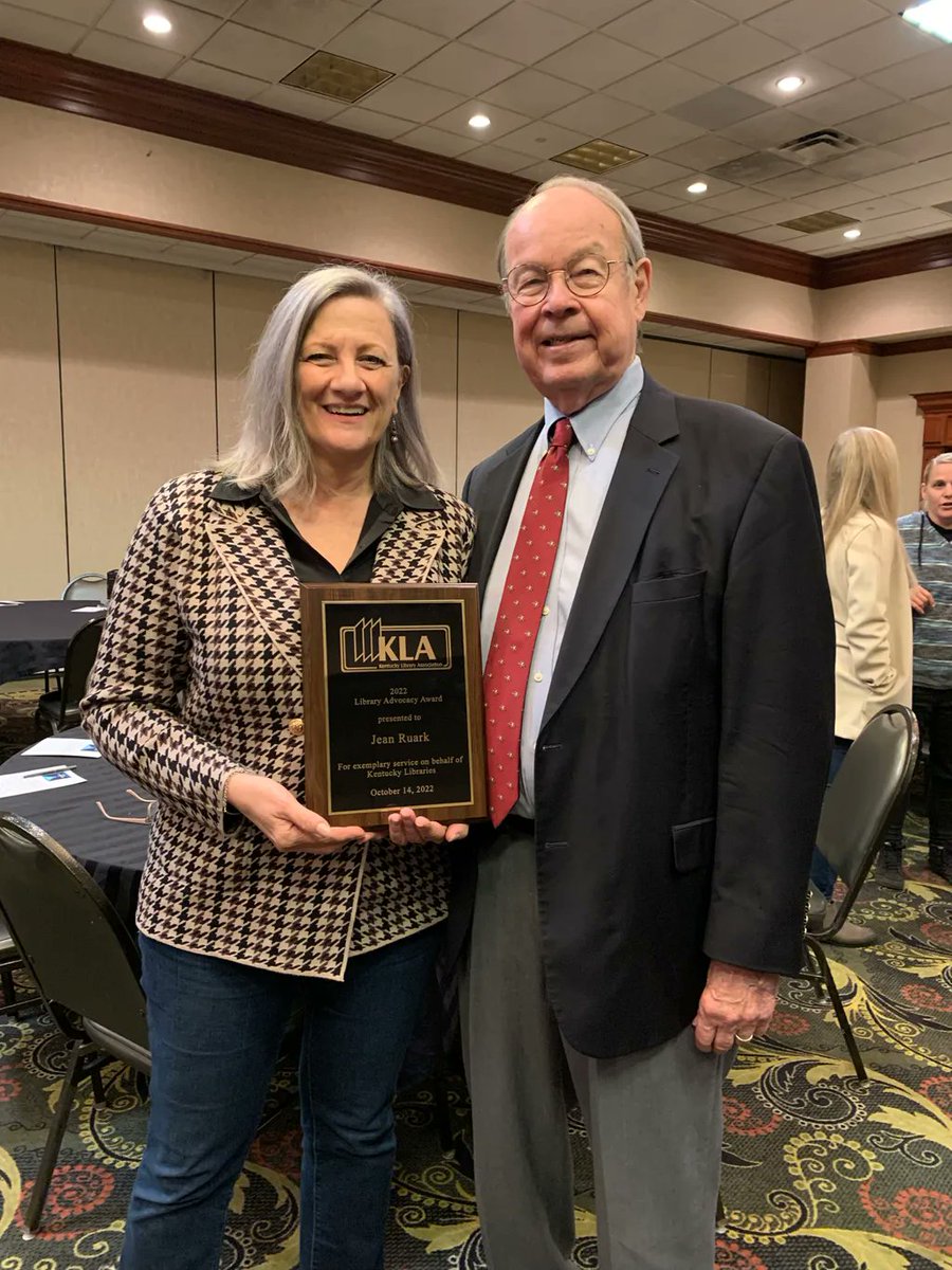PSPL Director Jean Ruark received the James A. Nelson Advocacy Award from the Kentucky Library Association on Friday, October 14, at the KLA Annual Conference, which was held in Lexington. More info: buff.ly/3U0ewXP 
Photo: Ruark with Jim Nelson, who presented the award.