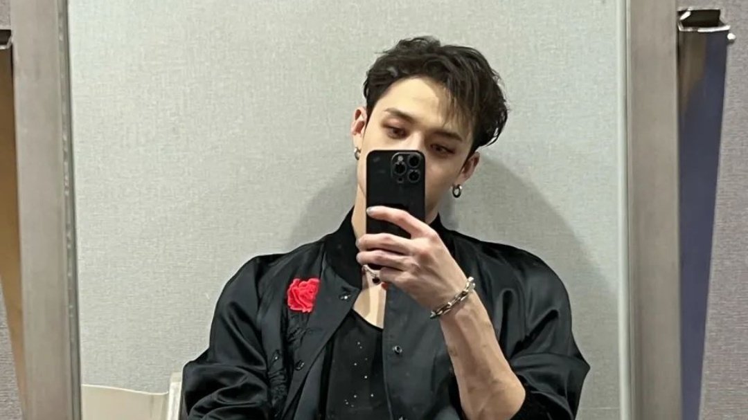 SPACE4RTS's tweet image. ㅤㅤㅤ    
ㅤㅤㅤ     ( 𝒚 )'ou. gō bɑck to h𝒆r,
ㅤㅤㅤ    ɑnd ı go ./'𝐁ɑck to 𝐁lɑck.
ㅤㅤㅤ