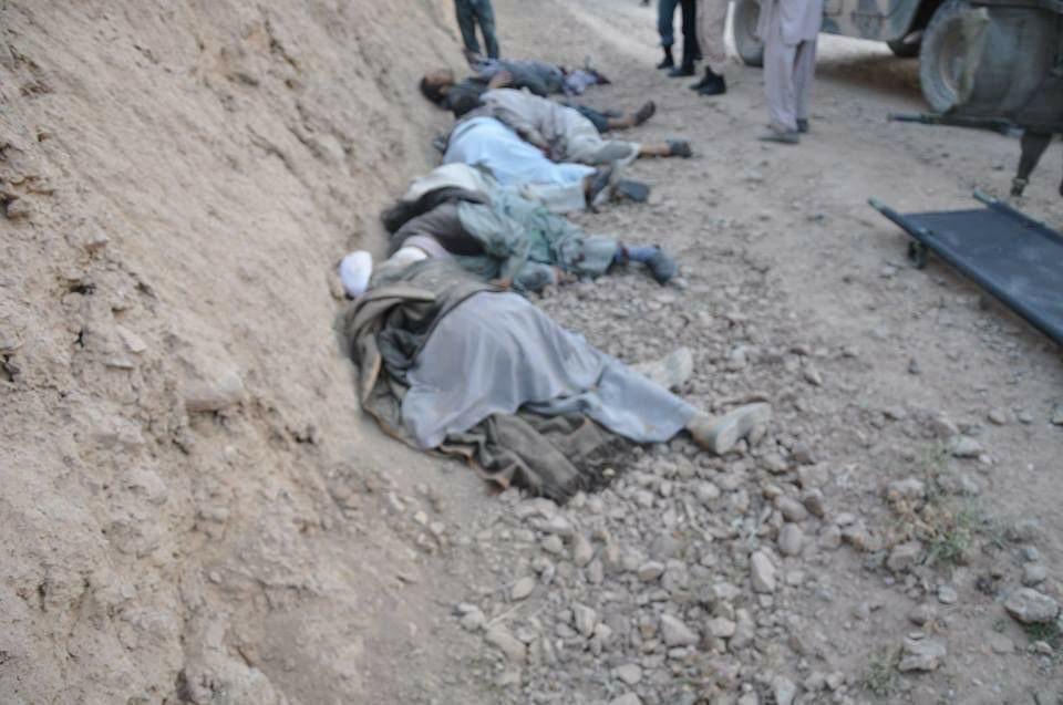 در خط مبارزه عدالت خواهی؛ زخم، زندان، هجرت و خون یک امر عادی است، هنوز راهی دور و دراز و پیچ و خم‌های دشواری در پیش است.
چشم امید را روی خود قفل کرده و اراده آهنین را آتشین‌تر کنید.
#StopHazaraGenocide 
پ.ن: این تشویق مبارزه مسلحانه نیست.