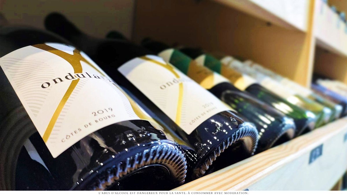 Ondulations takes inspiration from the inimitable natural contours that characterise the terroir at Château Hourtou in the heart of the <a href="/cotesdebourg/">cotesdebourg</a> appellation. 

👉 bit.ly/3Fi2h4Z