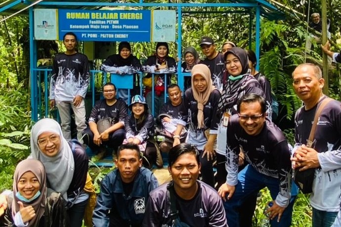 dlh_kabprob's tweet photo. Dalam rangka memperingati Hari Listrik Nasional yang diperingati setiap 27 Oktober, PT. POMI-Paiton Energy menggelar Journalist Trip ke PLTMH di Desa Plaosan dan Desa Guyangan Kecamatan Krucil pada 25 s/d 27 Oktober 2022... https://t.co/F7QNVxJqVR
#pltmh https://t.co/EpaHMavjyu