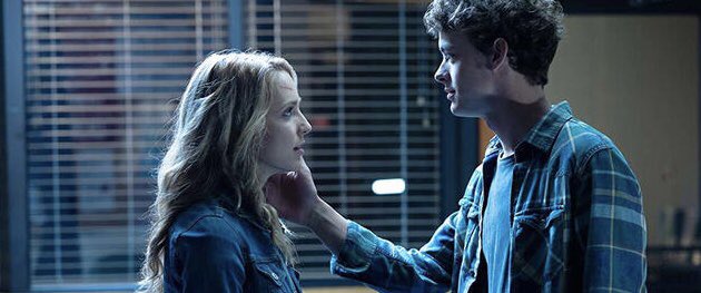 EveryRomComPod's tweet photo. We’re a #RomCom podcast that also loves #Horror! Check out our #HorrorRomCom episodes so far! #LittleMonsters #WarmBodies #HappyDeathDay #HappyDeathDay2U https://t.co/BfFT7BmCQE https://t.co/KJFFnrgwVs