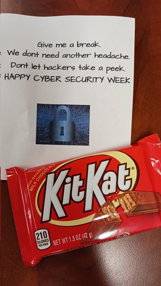 musuzq's tweet image. I love that our tech department does this! #pesd32