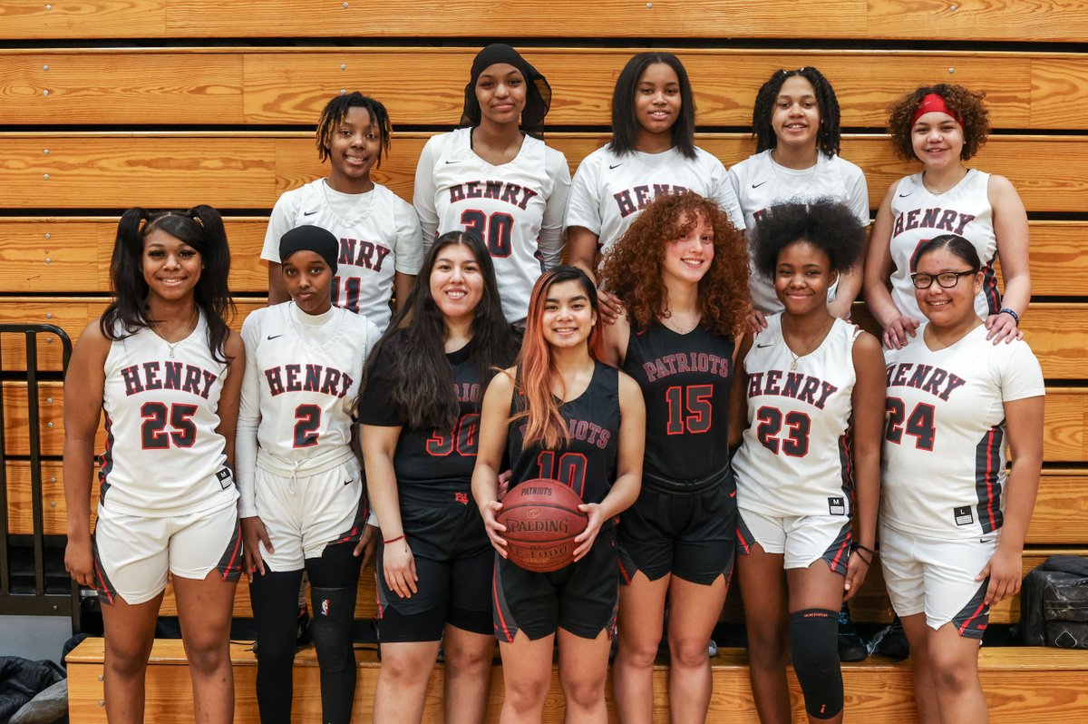 Our Mpls Henry HS girls basketball team is very underfunded and just launched a fundraiser to help pay for uniforms, food, travel expenses and more! I know our students appreciate it. verticalraise.com/fundraiser/pat…