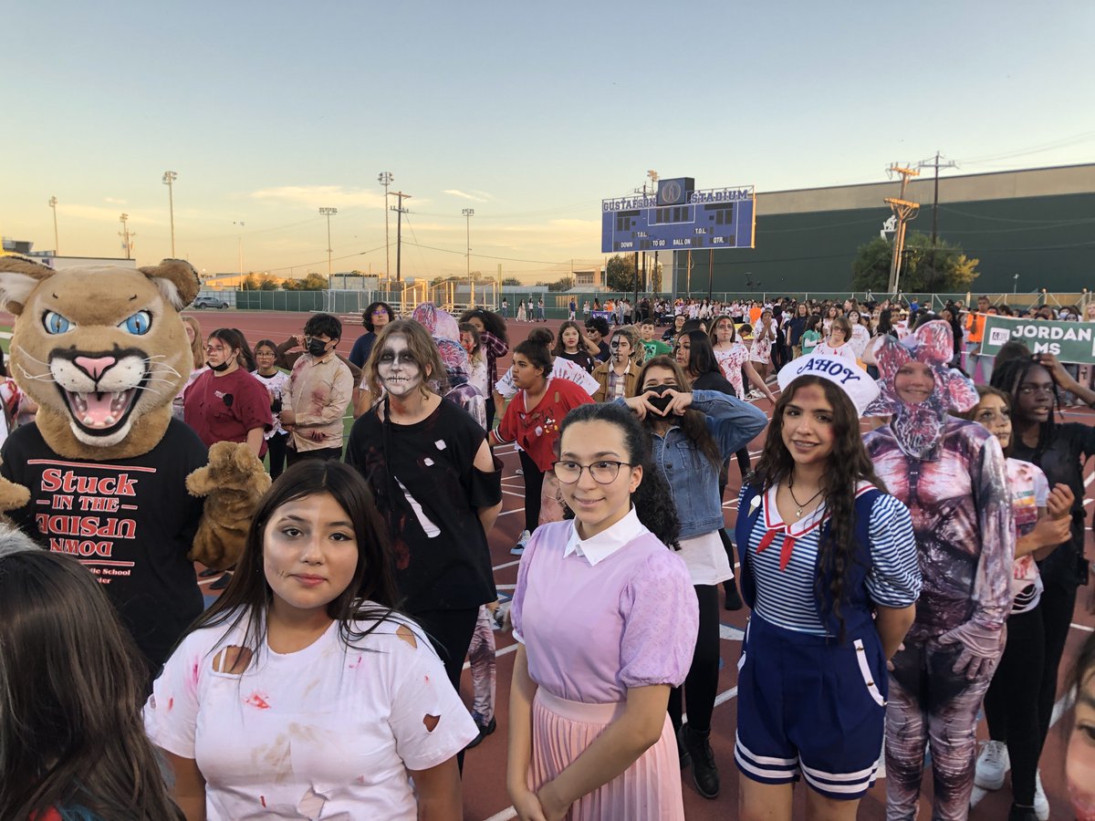 NISD's tweet photo. It was a "Thrill-A-Mill" the last 2 evenings at Gus Stadium as hundreds of MS dance/theater students performed to bring awareness &amp; play an active role in fighting hunger in SA &amp; Bexar County. Canned foods donated benefitted @safoodbank https://t.co/aVdbNE5MCg