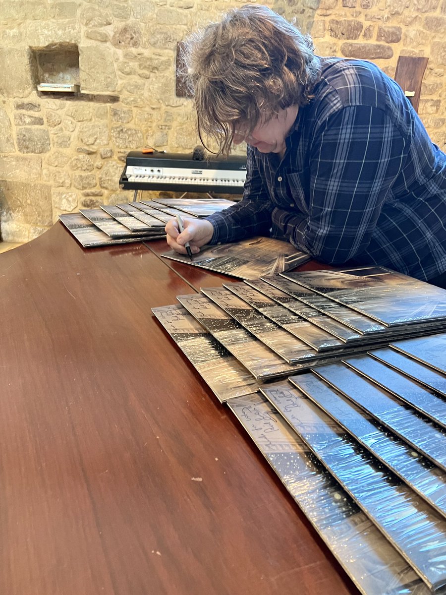 bongosaloon's tweet photo. New run of vinyl for Beautiful Wounds. Signed 50. Will post info as to how acquire. So proud of this album &amp; especially this vinyl pressing.

Playing this music live is an important next step. Hopefully early next year …

@AbbeyRecords @ChaleAbbey #beautifulwounds https://t.co/jdabF13jV7