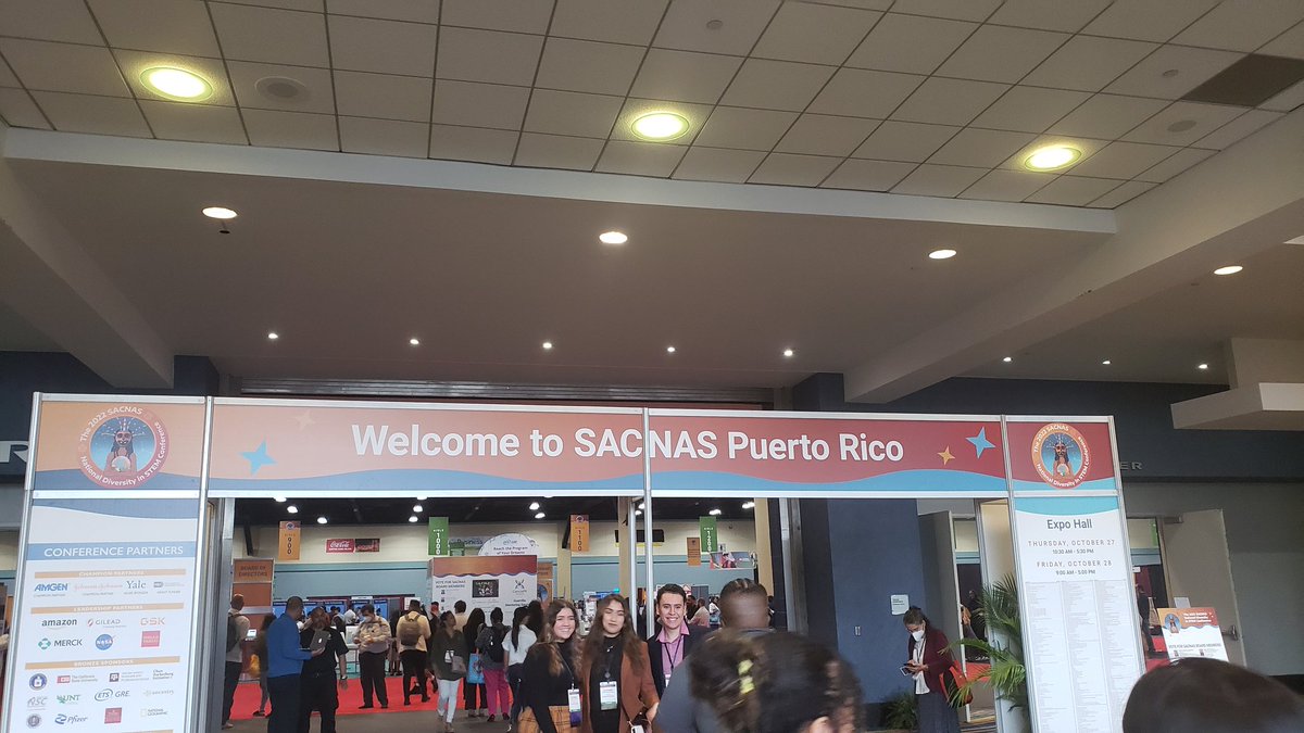 devbiodelfi's tweet image. #NDiSTEM2022 off to a great start! Met some folks from @SABERcommunity to chat about biology #education research, a rep from @AISES to strategize building community between orgs, and @RosettaCommons about #protein structures.