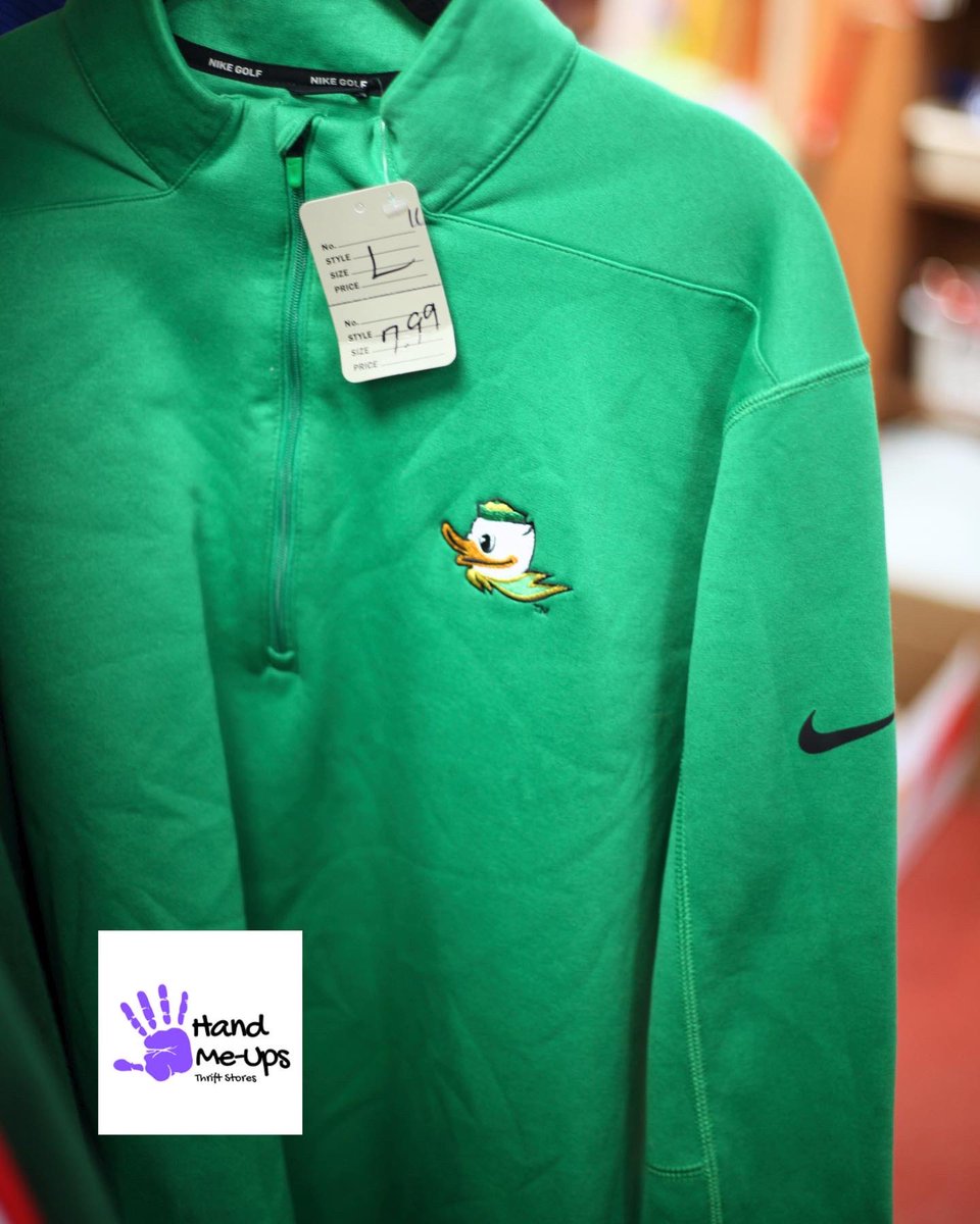 HandMeUpsNe's tweet image. It's sweater weather! 
￼
Head over to Hand Me Ups to check out our huge selection of Men's, Women's, and Children's clothing so you can stay warm this season. 
￼
#Thrift #OmahaThrift #ThriftOmaha #ThriftFinds