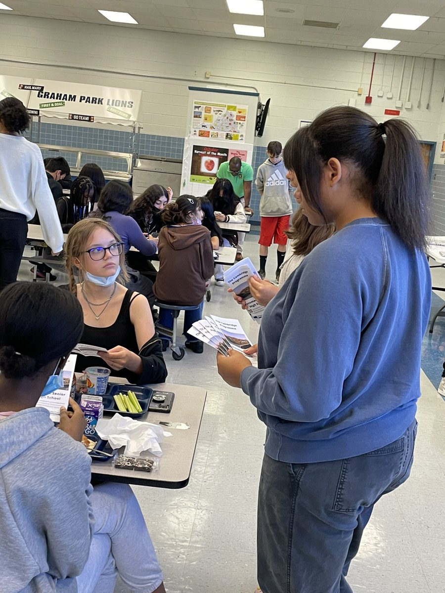 Spent the morning <a href="/ShoresMiddle/">Potomac Shores Middle School</a> &amp; <a href="/GrahamParkMS/">Graham Park Middle</a> chatting with 8th graders about Cambridge @PotomacPanther Thank you for the hospitality!