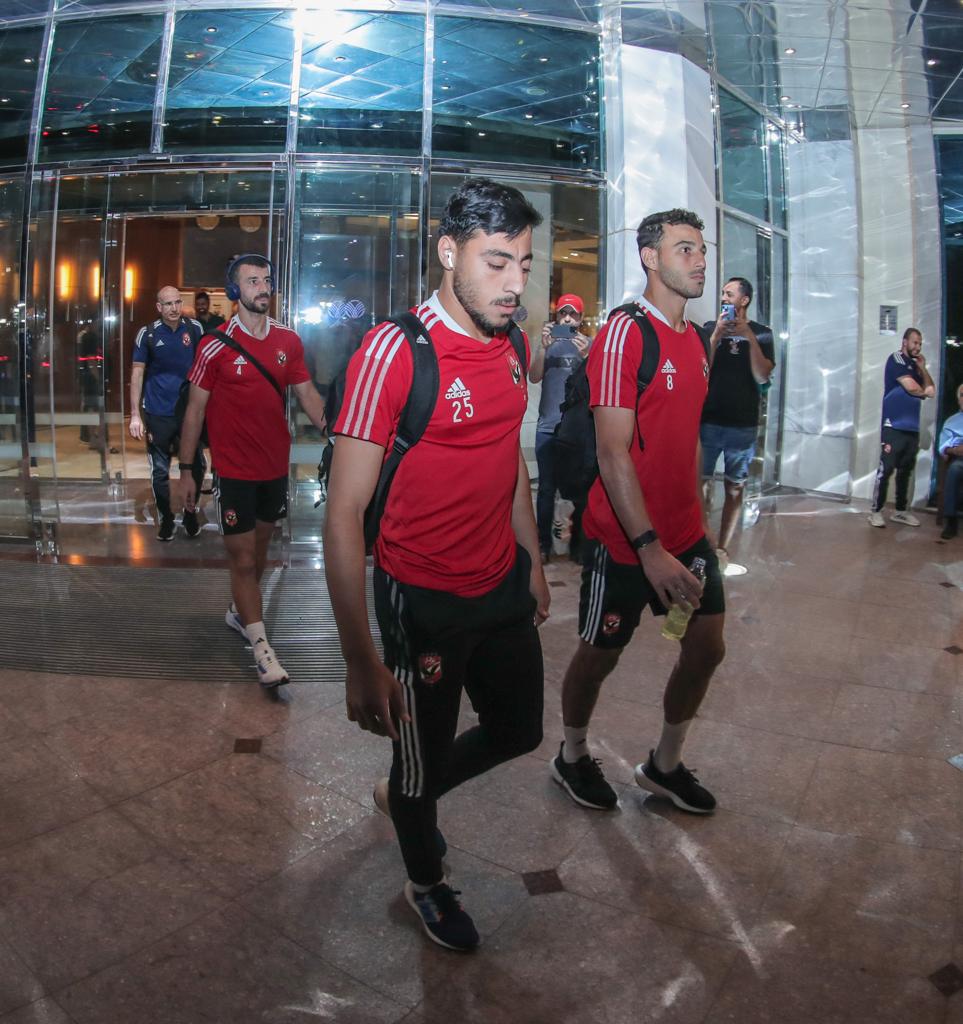 AlAhly's tweet photo. تحرك فريقنا لملعب هزاع بن زايد لأداء المران الرئيسي استعدادا لمباراة السوبر 🏆

#يلا_يا_أهلى https://t.co/AqO50WT8Yw