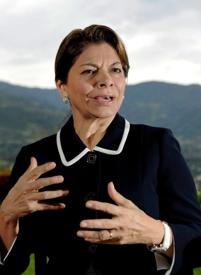 BARRIOTIERRAPRO's tweet photo. "SE QUEDA BURLADA"

La ex presidente de Costa Rica y enemiga del pueblo de #Nicaragua conocida como Laura Chinchilla se queda burlada, pues pretendia ser presidente del BID, pero el actual gobierno de su país no presentará su candidatura. https://t.co/4uvoppS9Xd