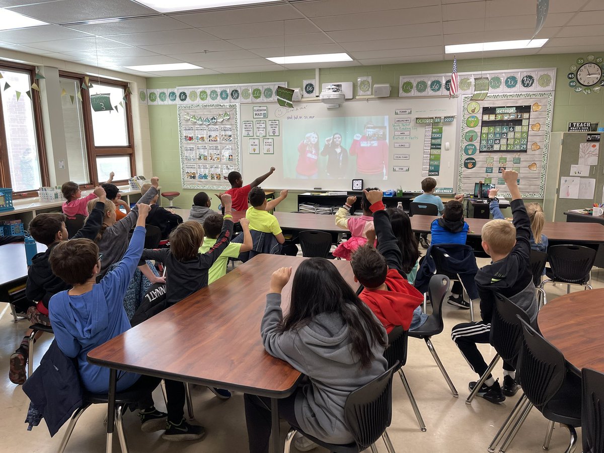 Lori Vanover tweet media