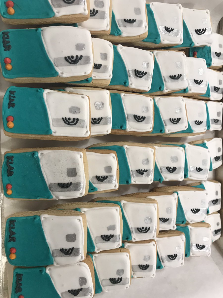 itreverie's tweet photo. Love working at @klar_mx. Look at those lovely cookie cards and if you get the real one...you will see that is the best card on the market. #fintech https://t.co/ZF9i0atZUw