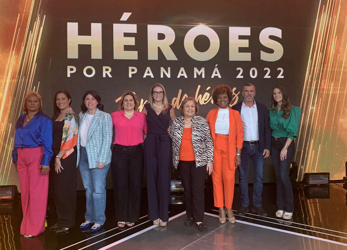 Panamá necesita, hoy más que nunca, resaltar a la gente buena. Estos son los Héroes 2022: 🔵Suky Yard 🔵 Thais Coronado 🔵Adrián Almeida 🔵Ana Teresa Meneses, 🔵Sandy Watemberg 🔵Elibeth Ceballos🔵Giselle de la Hoz, Piero Rafael Martínez.👏Gala en vivo 16 Nov 8pm. ¡Apoya con RT!