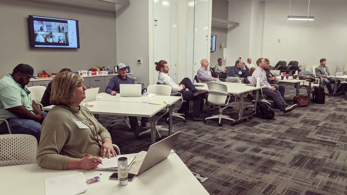 AgLaunch's tweet photo. It's already the last day of the Livestock Challenge. We'll be closing things with pitch previews with partners and audience joining us in-person and virtually. #pitchpreview #livestockchallenge #aglaunch #AgTech https://t.co/NlZbStxKW4