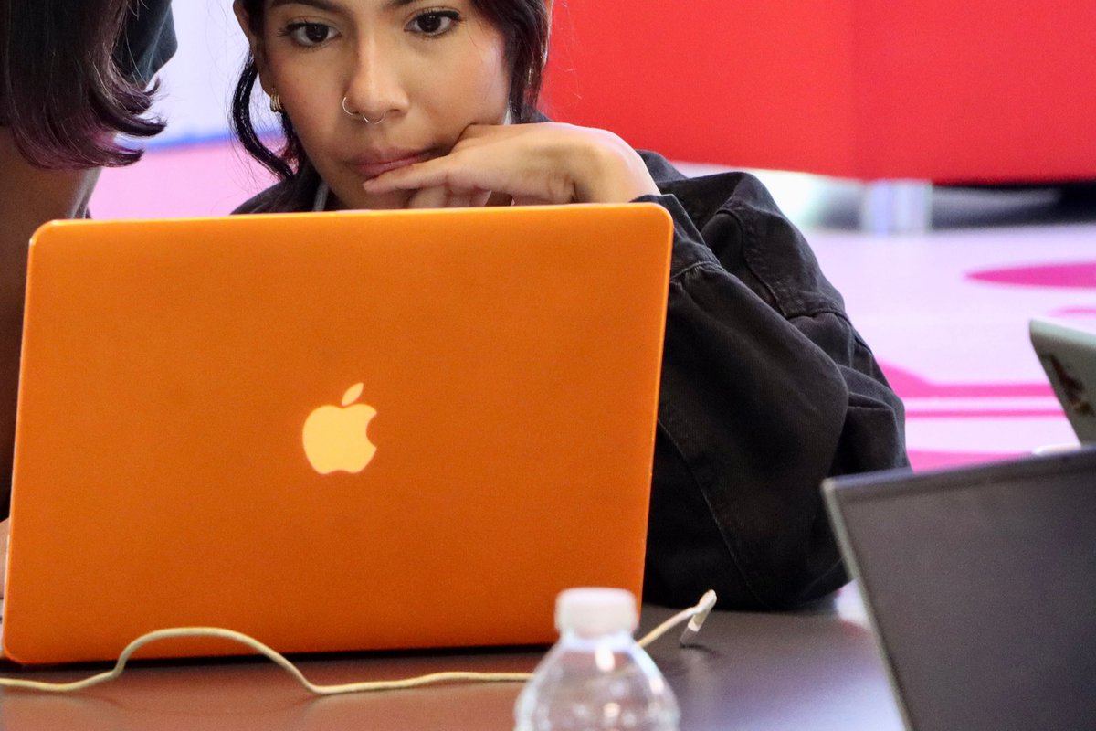 TECcampusLEO's tweet image. SHE ++, aumentando el número de mujeres en el mundo del desarrollo tecnológico 👩🏽💻✨
#tec #teccampusleon #sheplusplus #Mujeres #desarrollotecnologico