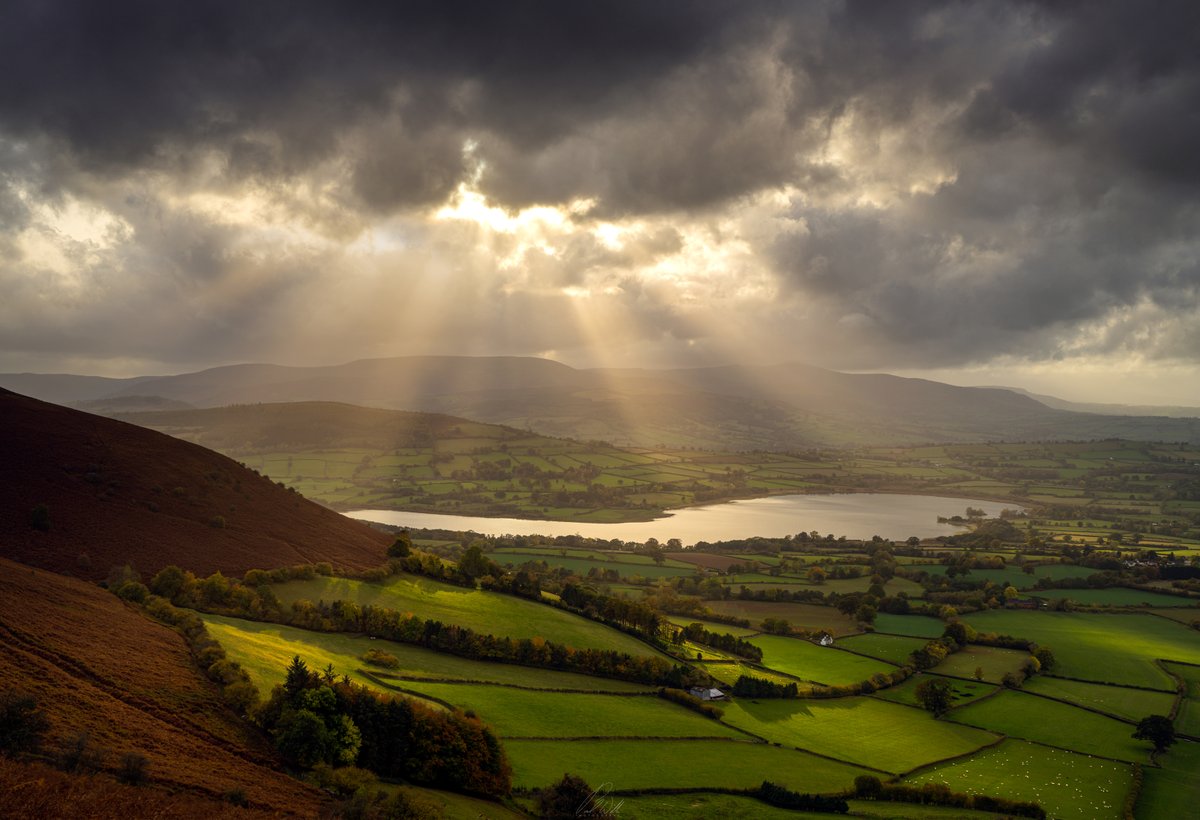 Towards Llangorse Lake and on to the Brecon Beacons