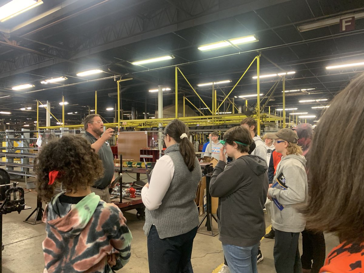 HKellyCG's tweet photo. Manufacturing Month Field Trip #3⚙️ Thank you Matthews Company for teaching us all about grain equipment. Our metals students saw the real life connection to their class work. Thank you for having us!🌽 #CLSEngaged #CareerExperienceProgram https://t.co/E8vymeK3bQ