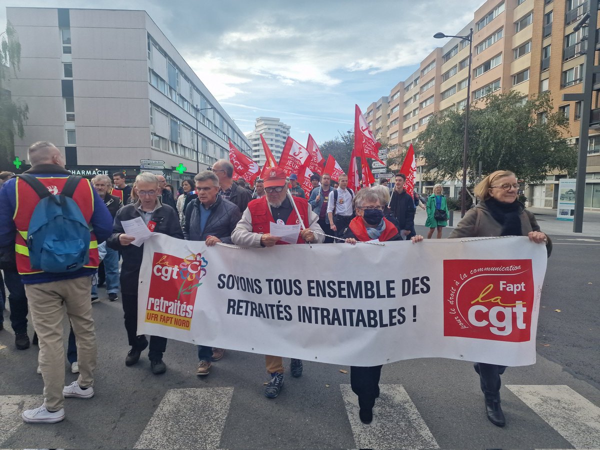 jeanmarctellier's tweet photo. Manifestation à Lille aujourd'hui pour l'augmentation générale des salaires et des retraites ! https://t.co/f0BPkNK3bk