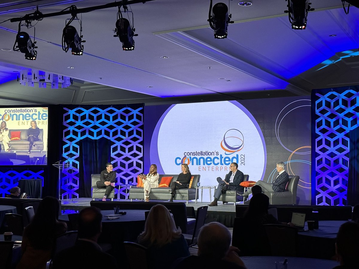 lizkmiller's tweet photo. When it comes to serving on a Board, this amazing panel says it is all about driving the evolution of an  organization and avoid "short termism".  "We lead, we plan and we get out of the way," says @DaphneEJones   #CCE2022 https://t.co/xoD5A2jBrm