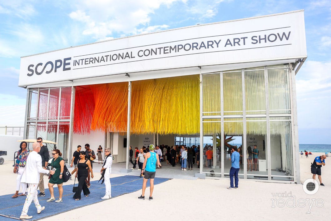 For all Art fans here 🎭
We are giving away 1 Scope art show ticket in Miami Beach 🤩 See our Pixelated Heroes IRL!
All you have to do is retweet
And send "Hello Scope" in our discord server:
discord.gg/rewindcollecti… 
Good luck! #nftcommunity #nftart #pixelatedheroes <a href="/makersplace/">MakersPlace 🔳</a>