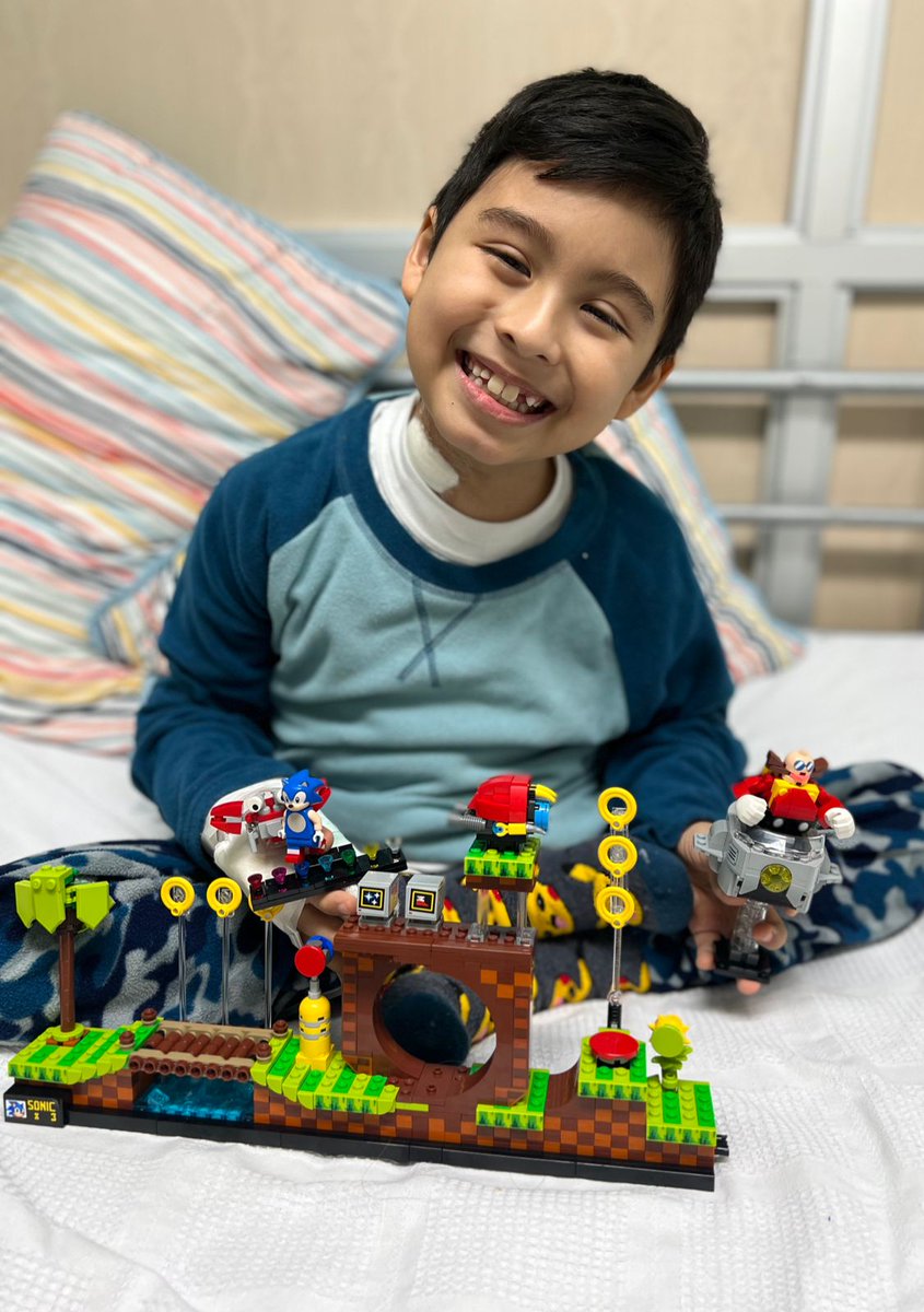 Si nada nos salva de la muerte, al menos que el amor nos salve de la vida. Que el amor nos una para salvar la vida del pequeño David Josué. #JuntosPorDavidJosué #UnaDádivaDeEsperanza #PerúPaísSolidario