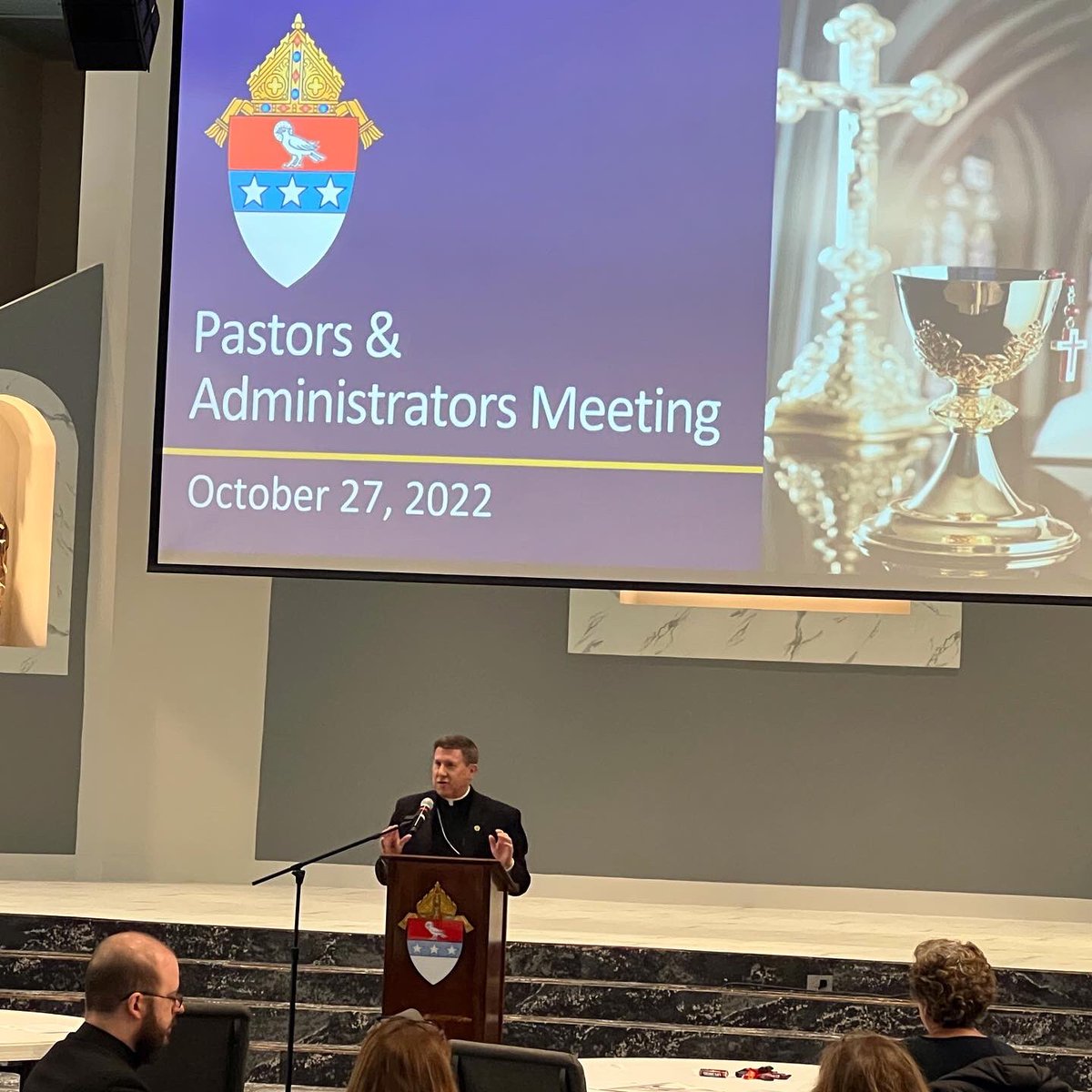 bpspalding's tweet photo. This morning I welcomed pastors and administrators from all over our diocese for their meeting at the Catholic Pastoral Center. We are blessed to have these faithful men and women working throughout our diocese proclaiming the Good News and welcoming all. https://t.co/FmWePqM2zK