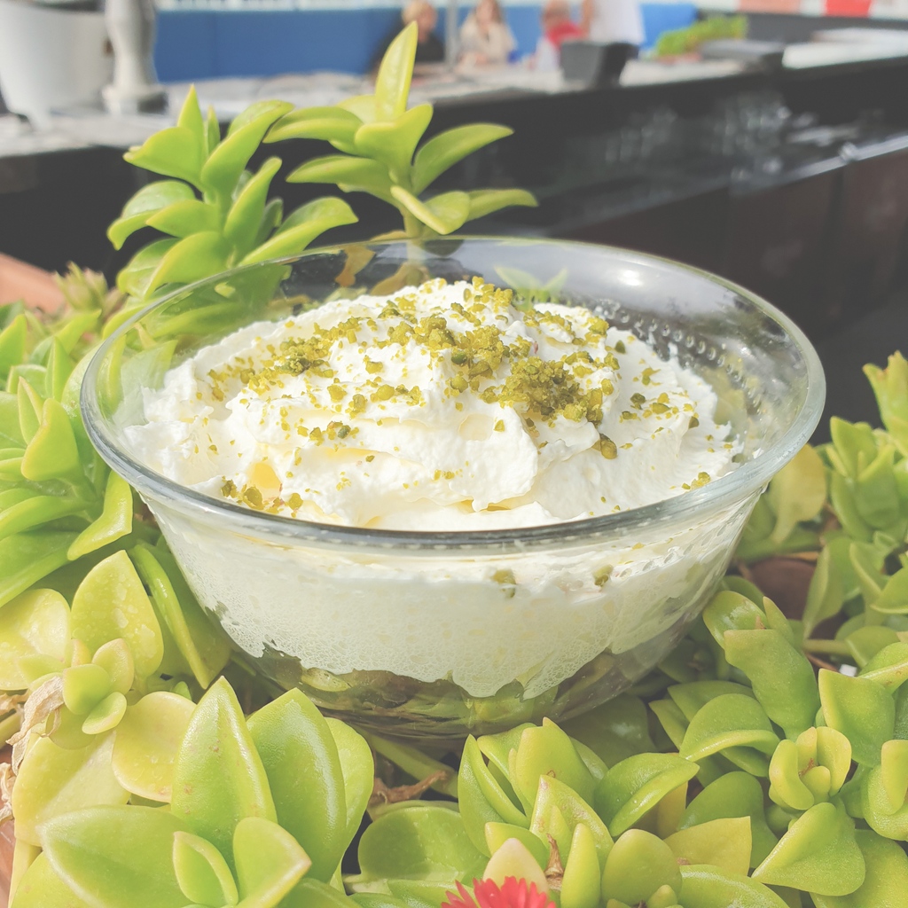 CleaTushe's tweet photo. 📷Copa Clea de xocolata
❗𝗠𝗘𝗡𝗨 𝗠𝗜𝗚𝗗𝗜𝗔 · 16,90€ o bé 𝗧𝗔𝗞𝗘 𝗔𝗪𝗔𝗬 per 11€❗
·
·
·
#restaurantes #restaurant #cleatushe #gastronomia #food #a #bares #comida #delicious #sunday #instafood #delivery #foodie https://t.co/Kmsu2QViqW