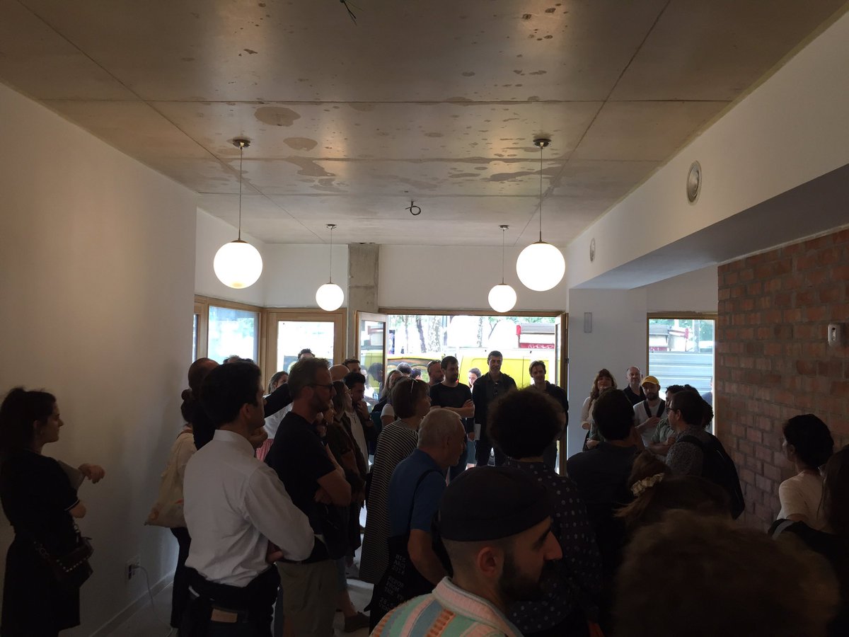 citiesconnect's tweet photo. #sharedlivingspaces comença el festival amb visites @sumo @lamardarq @CantVicent_ARQ @cerreyes @xdexnf https://t.co/gP7wEnp4cc