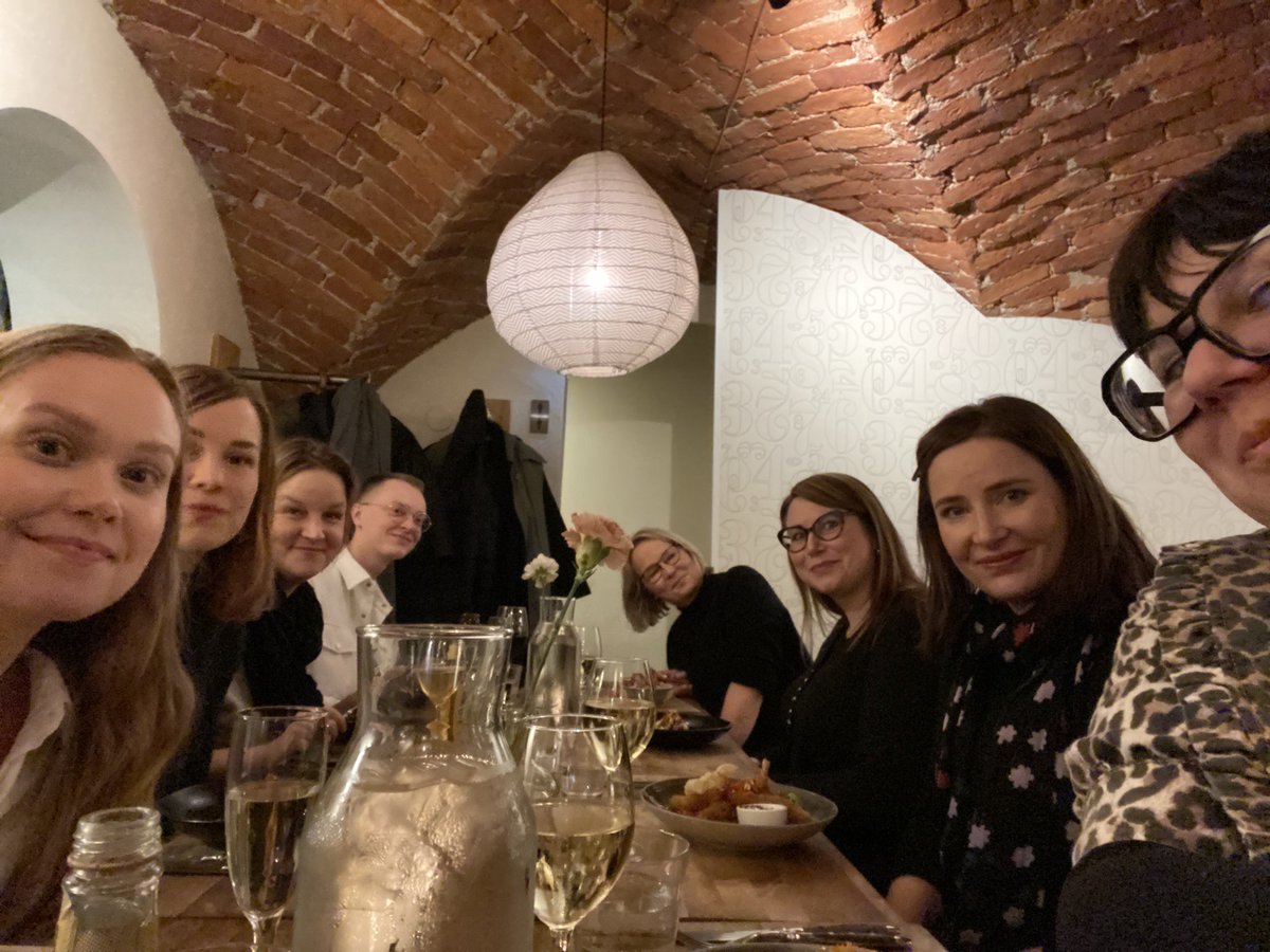 Team Helsinki lähti tapaamaan Team Turkua! #TöissäKelassa 
p.s. Loput porukasta toisessa pöydässä!