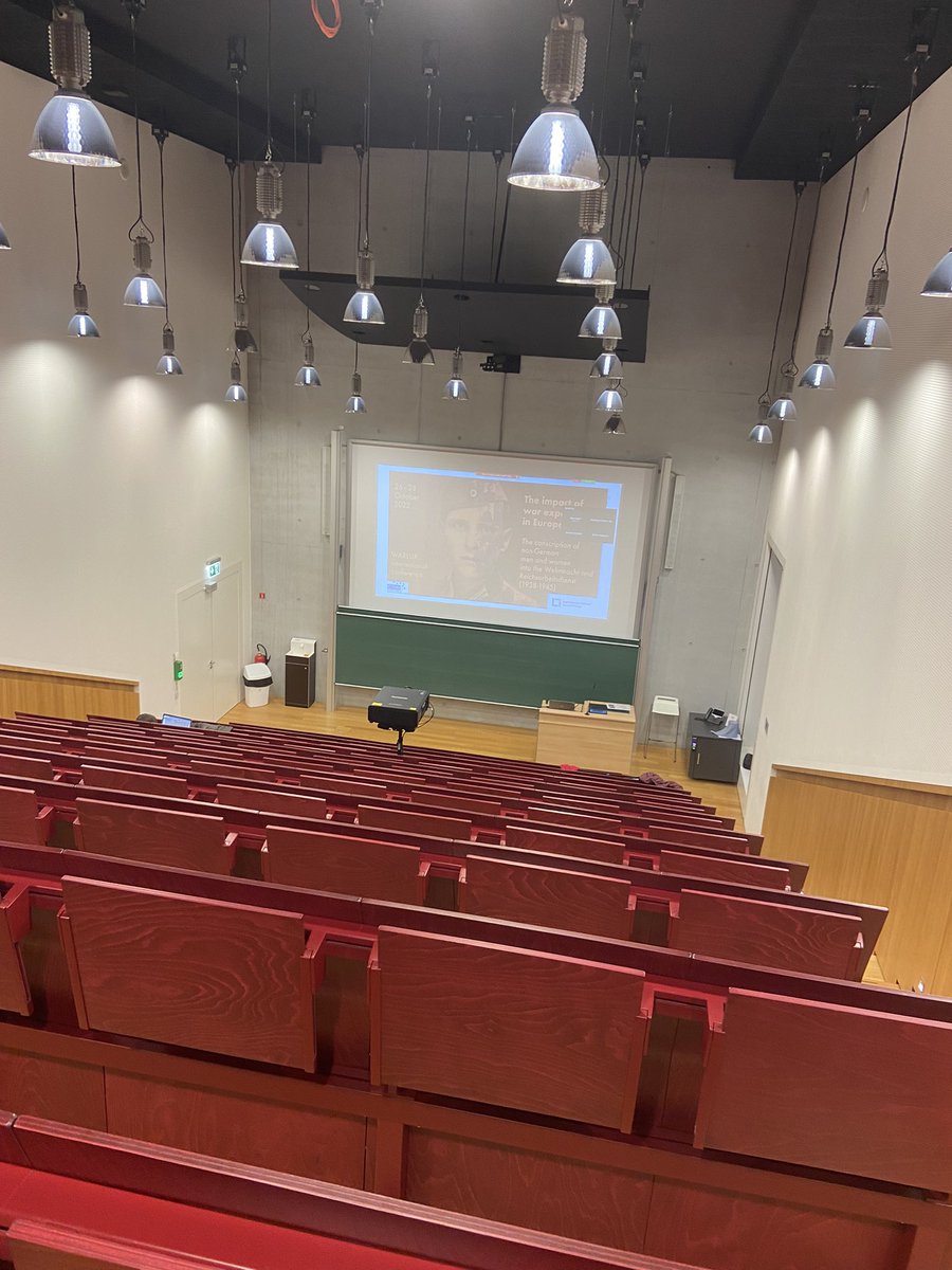 nina_janz's tweet photo. #warlux conference Getting ready for our 2nd keynote @ealvlossak about memory of forces recruited @warlux_c2dh @C2DH_LU https://t.co/MC3Gf5V3oc