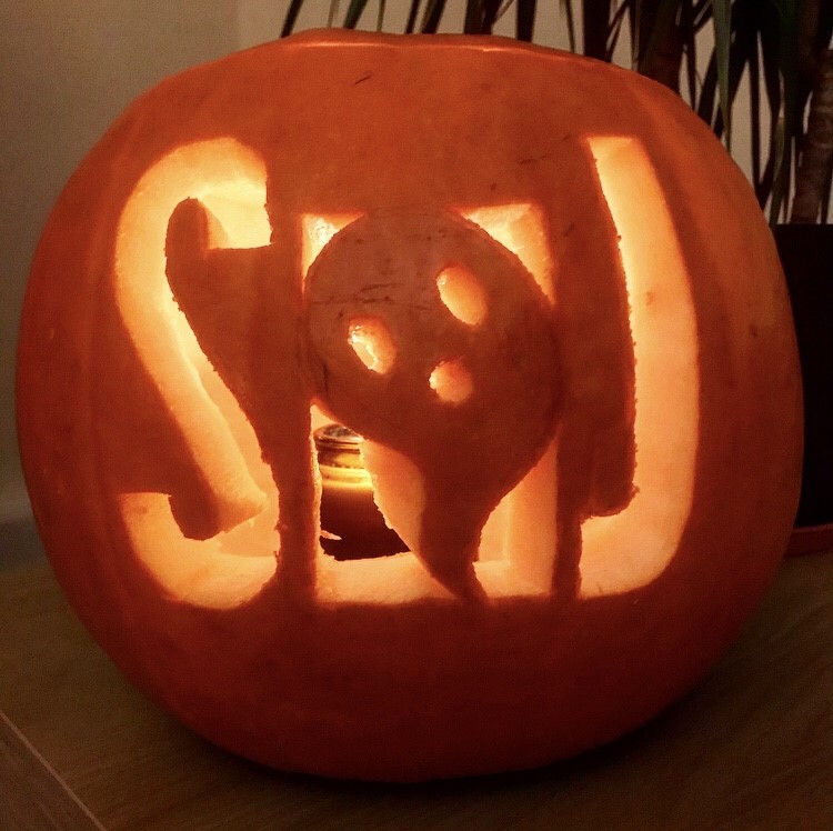 TheJournoSchool's tweet photo. It's spooky season! 👻 

We're hoping our fab-boo-lous Halloween decorations give you pumpkin to talk about 😱 #SquadGhouls https://t.co/HttIDK6mjC