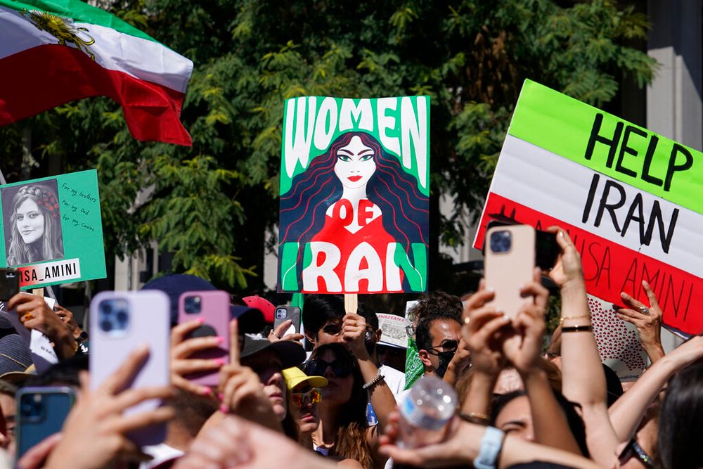 atscommunity's tweet photo. @atscommunity stands in solidarity with Iranian colleagues amid protests. https://t.co/RG6faKCzQV https://t.co/Do9mC8VffG