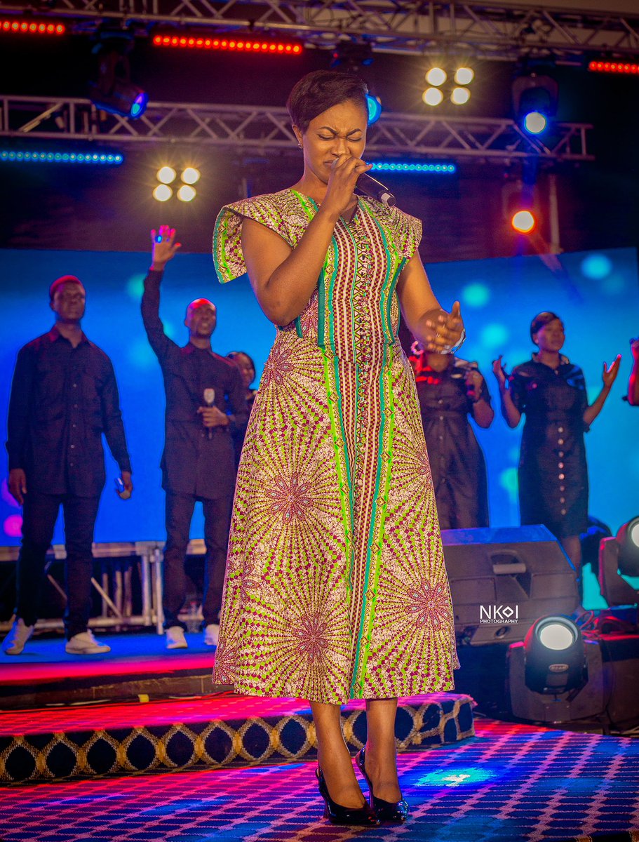 OffeiKingsley2's tweet photo. #TMCUBE @efegracemusic @TMcubeGh https://t.co/xCXUJwdvBl