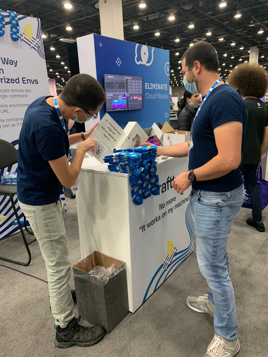 rafttio's tweet photo. We love bringing our booth designers to @KubeCon_  + #CloudNativeCon to help out...
Look for SU83 🧦 
@royiarchy @SarafGahl 

#developers #Cloud #Kubernetes https://t.co/Amyo5qBQEZ