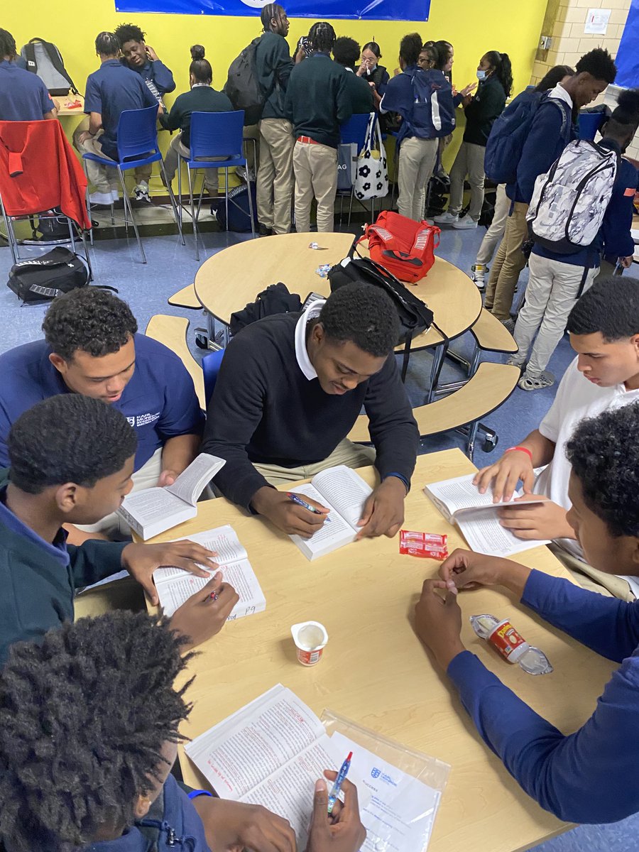 Lunch study group #aballandabook
⁦<a href="/EMNRSchoolNYC/">Earl Monroe New Renaissance School</a>⁩