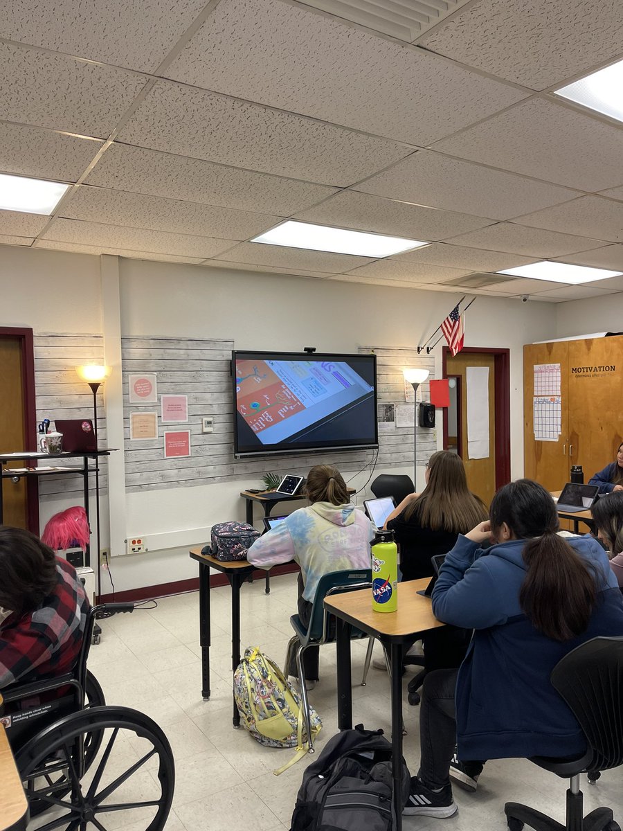 laurenmorgan51's tweet image. Today, students are learning how to take notes digitally and use apps with augmented reality!
